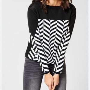 Mandy Evans Black and White Chevron Women's Top pliz size 3X